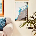 Apartment Deluxe Centre Free Parking River View Balcony *