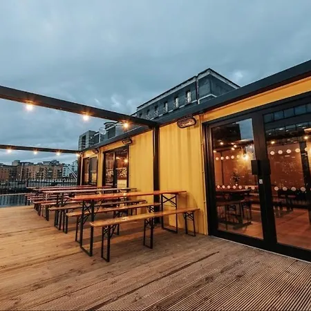 Deluxe Centre Free Parking River View Balcony